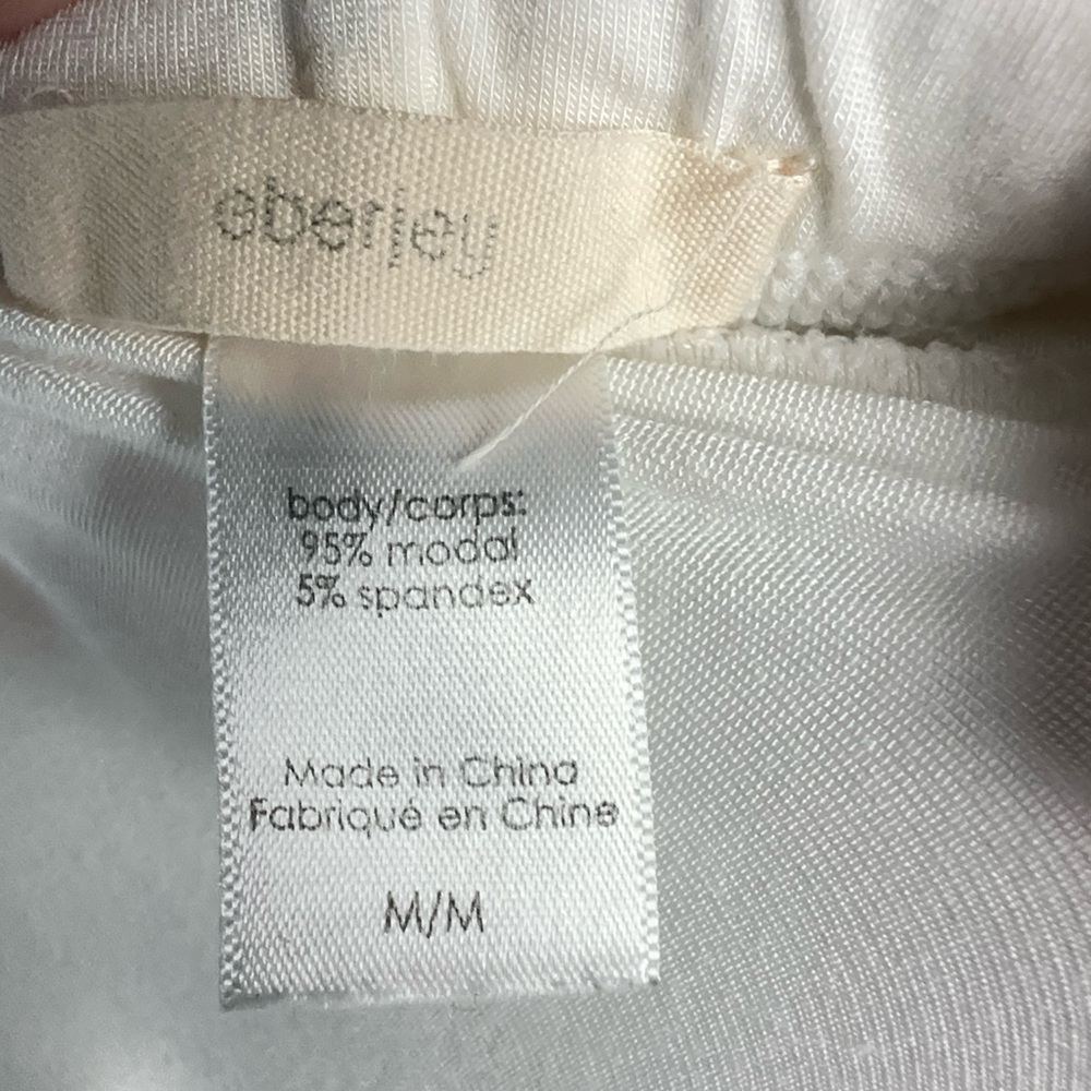 Eberjey Women’s Pajama Set – Size Medium - Picture 9 of 14